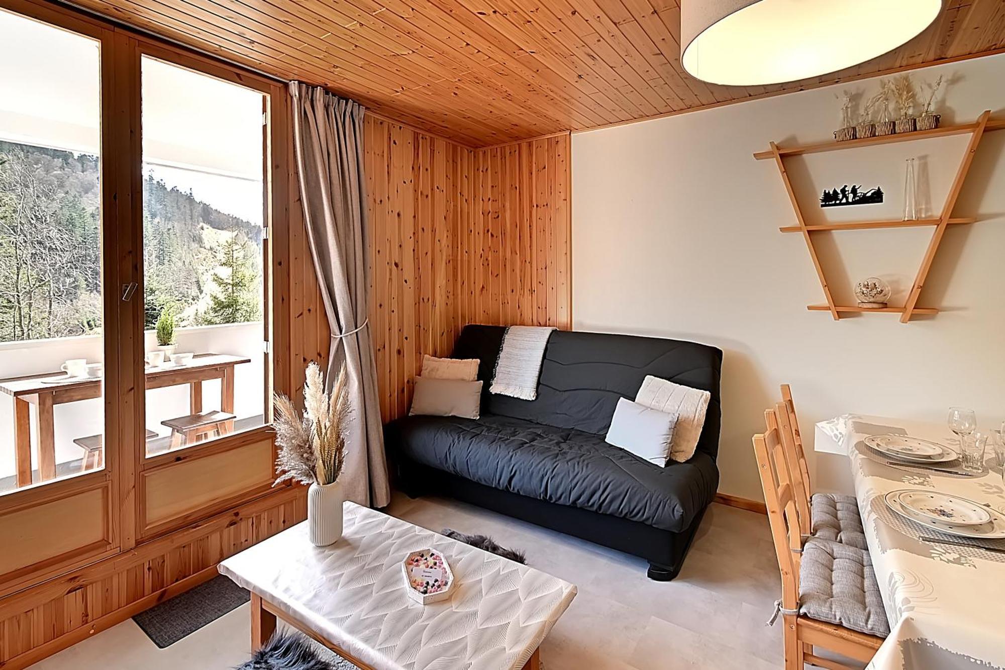 Le Cocoon - Appt Vue Montagne Apartment Ла Брес Екстериор снимка